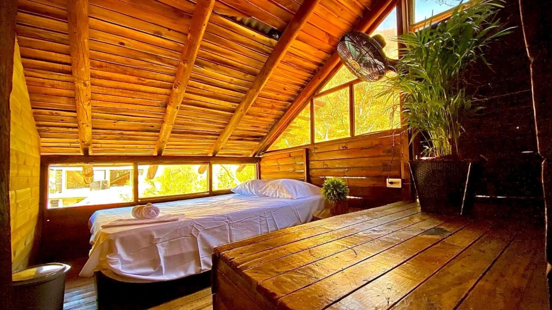 Tamarindo Beach Hostel تاجانجا المظهر الخارجي الصورة